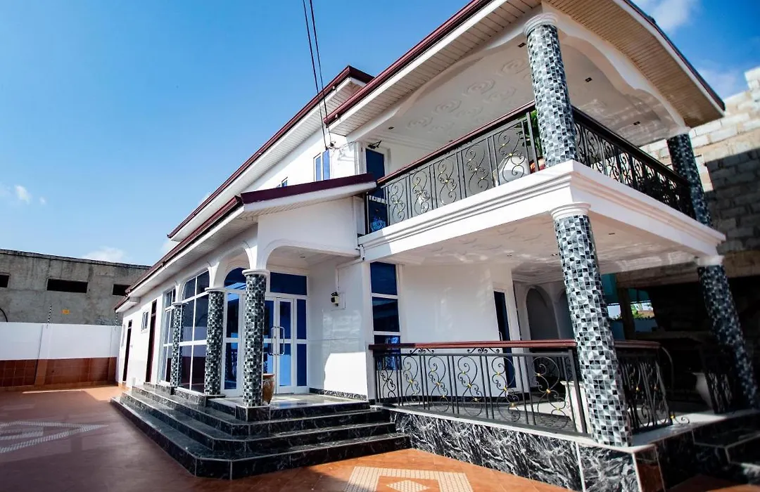 Aduk Guest House Airport City Accra-1